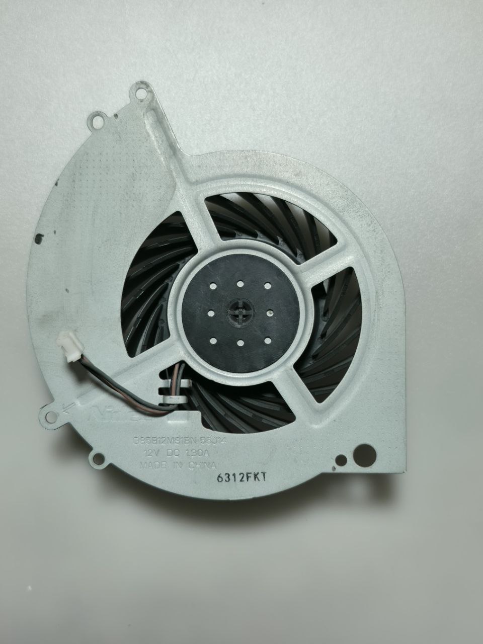 فن خنککننده PS4 فت مدل G85B12MS1BN-56J14 - Image 3